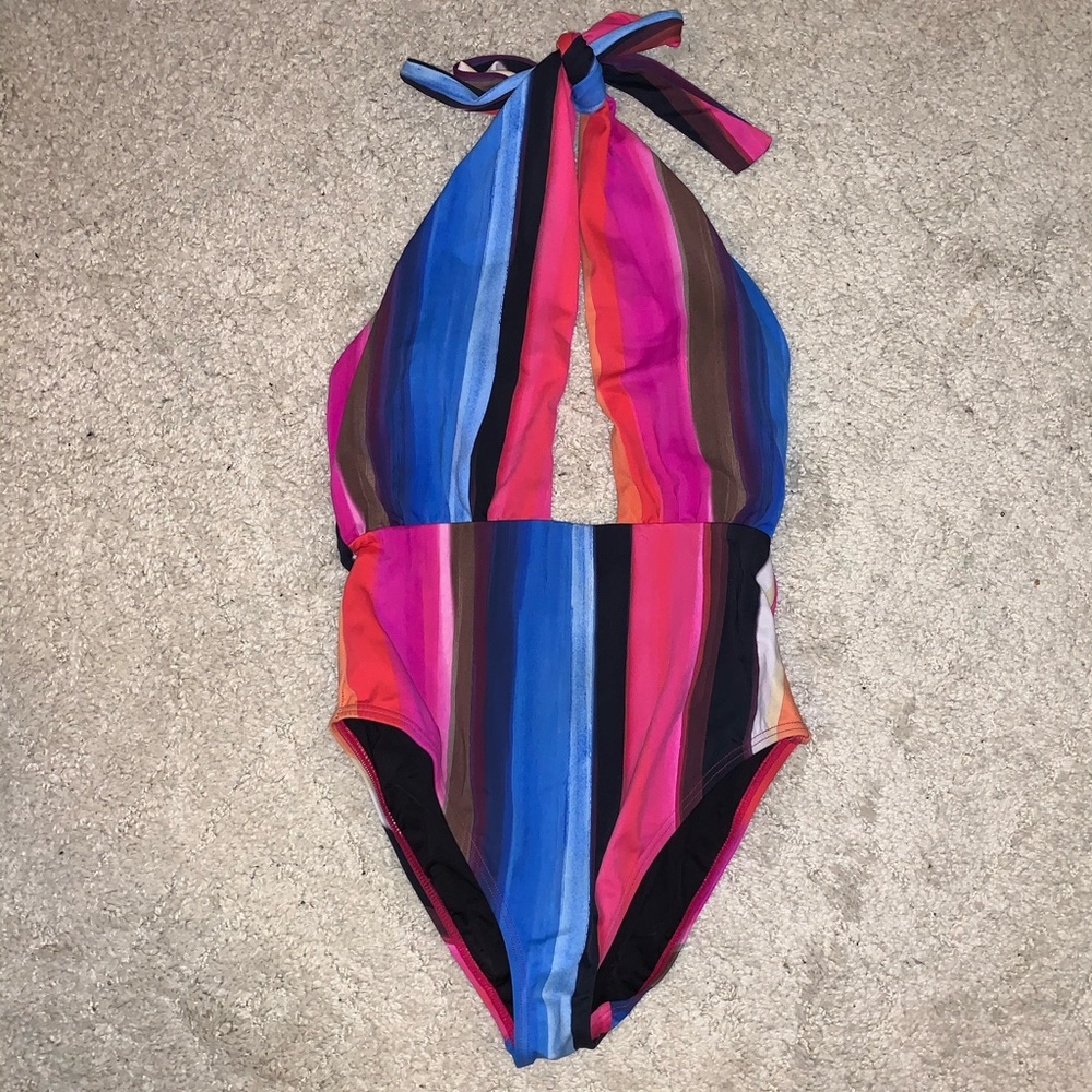 La Blanca one piece